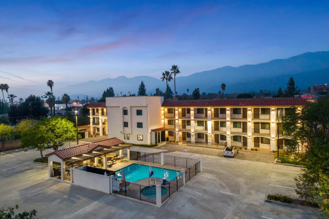 Hotel Huntington 杜阿尔特 外观 照片